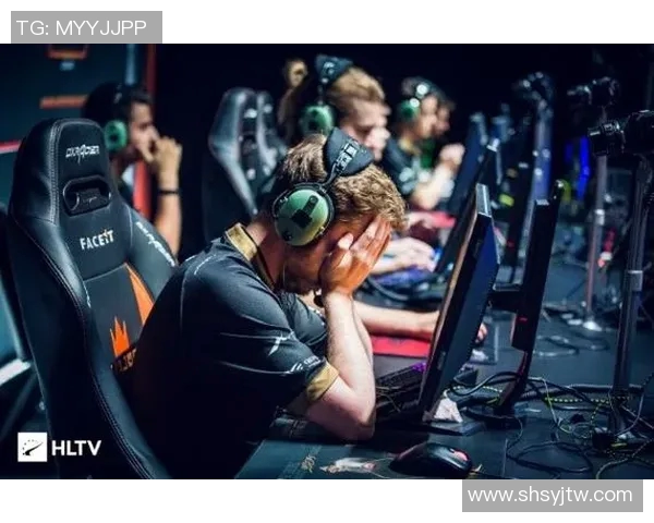 实时新闻李芳专访从新手到职业选手的CSGO成长之路回顾